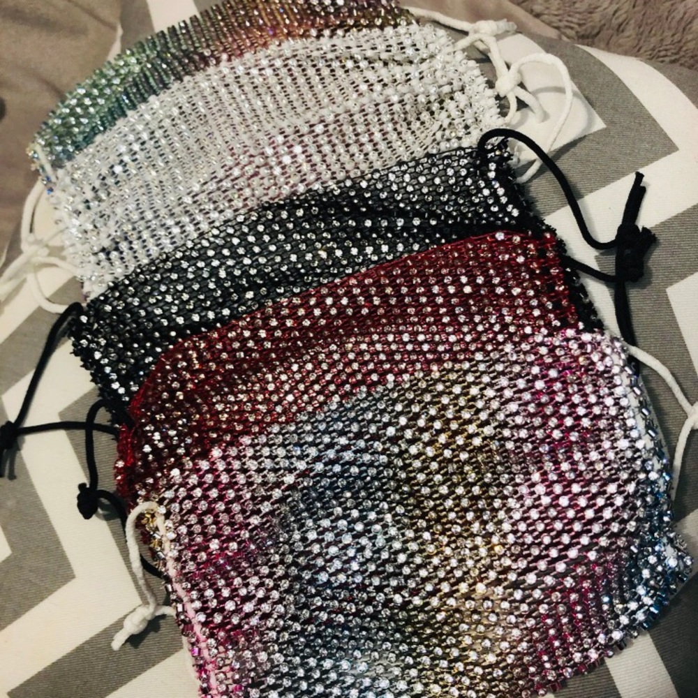 Sparkly crystal mask bundle of 5